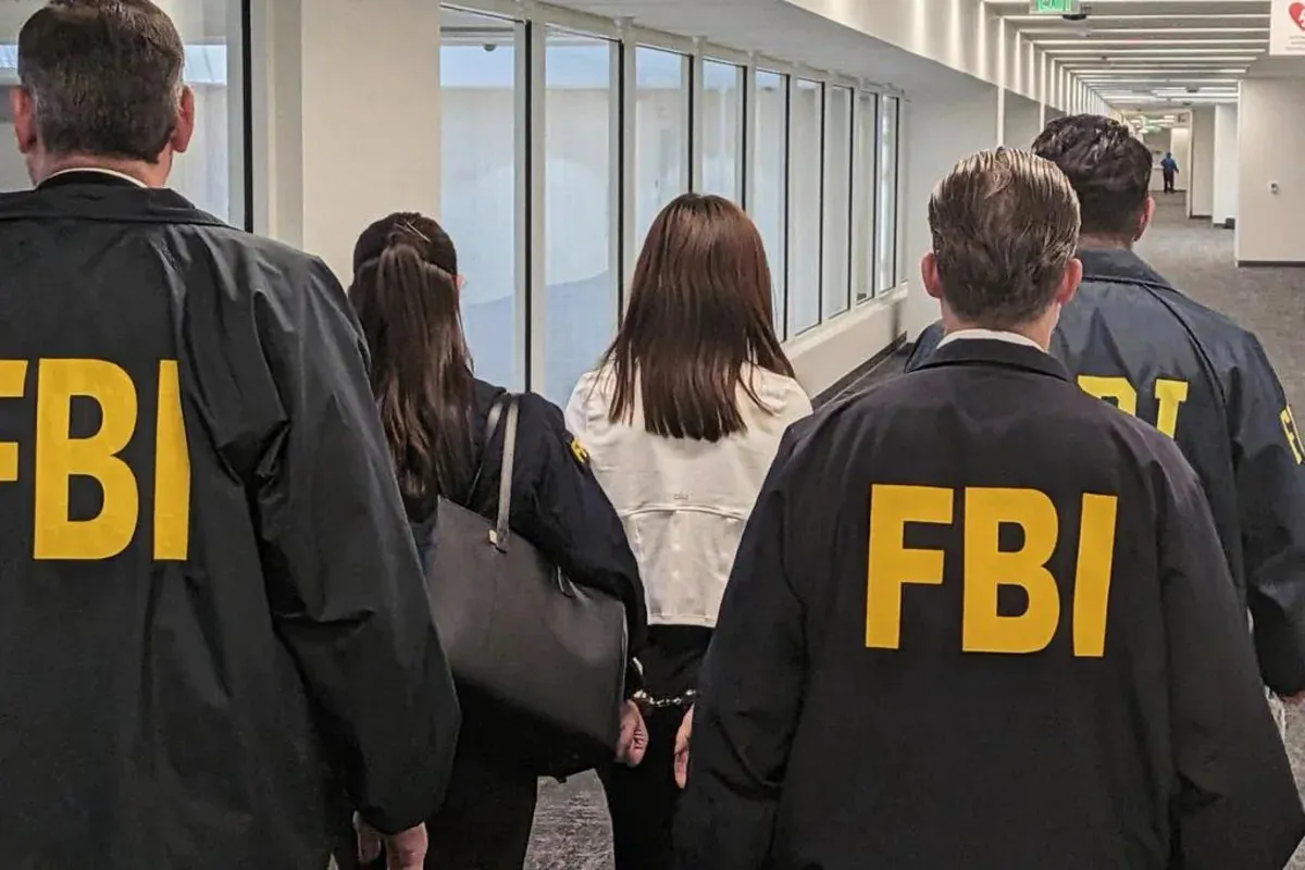 FBI逮涉監控賴清德長子華裔女 機場飛上海前落網 cover