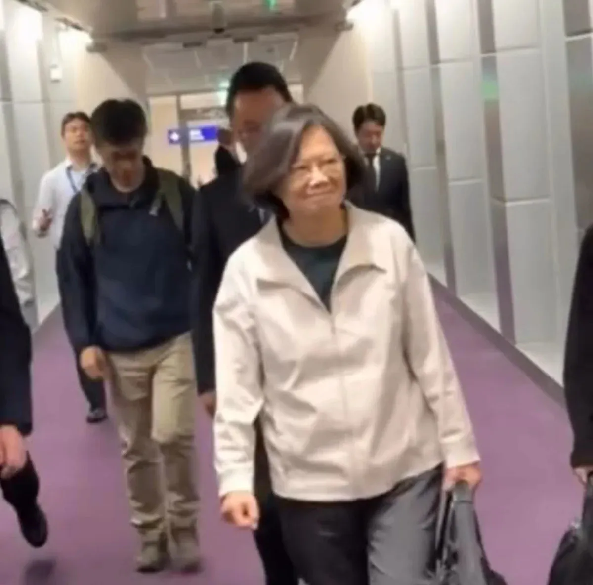 蔡英文啟程訪美 將赴史丹佛大學與胡佛研究所演說 cover
