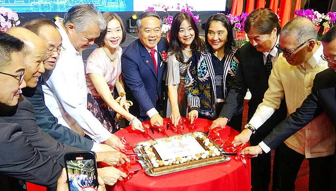 雙十國慶海外熱烈慶祝 台印貿易前8月飆漲6成 cover